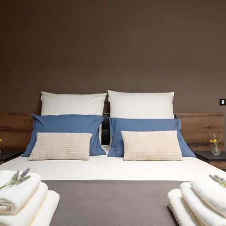 Holiday Home Maslina Porec Bagian luar foto