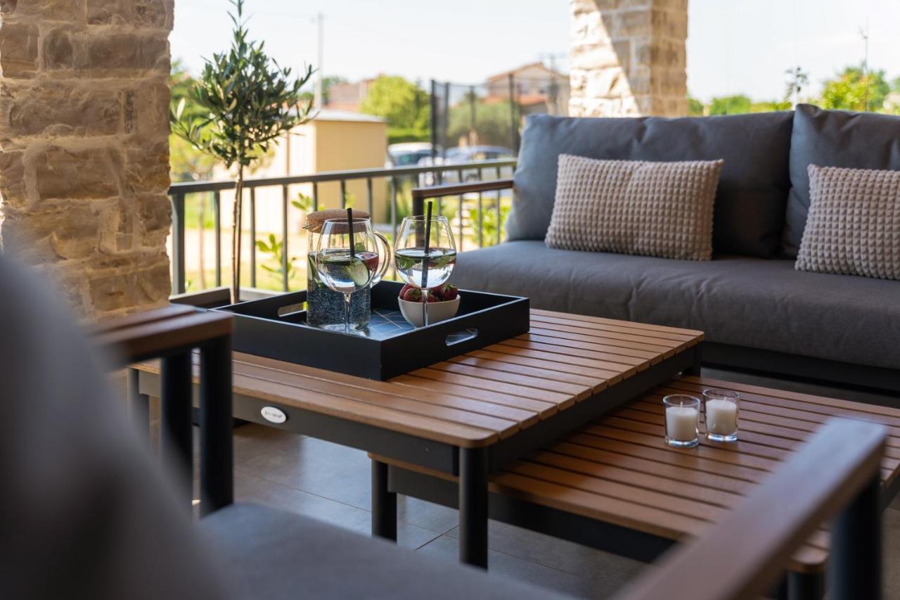 Holiday Home Maslina Porec Bagian luar foto