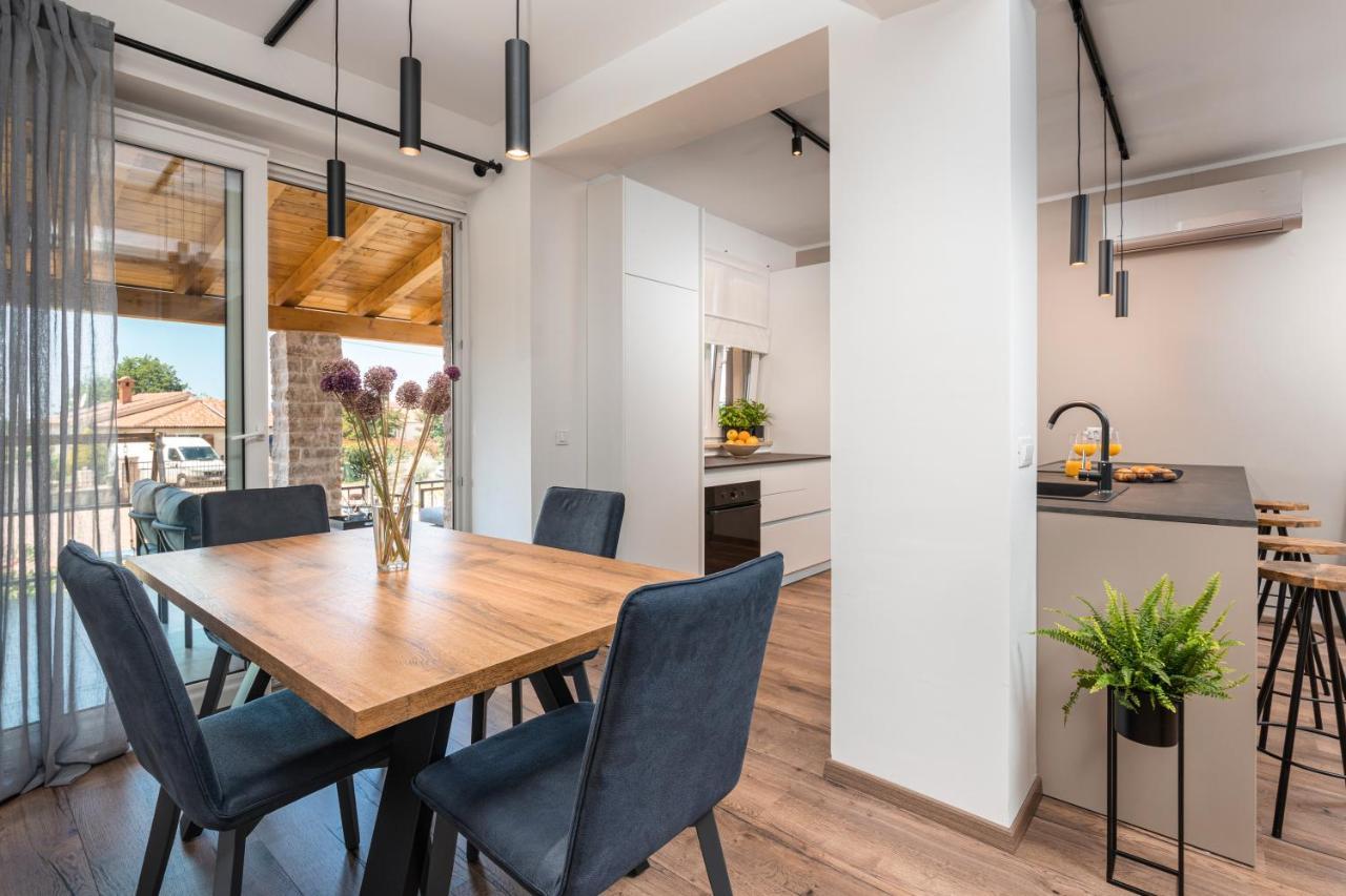 Holiday Home Maslina Porec Bagian luar foto