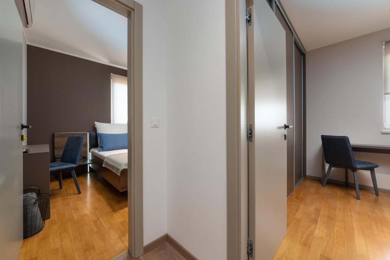 Holiday Home Maslina Porec Bagian luar foto