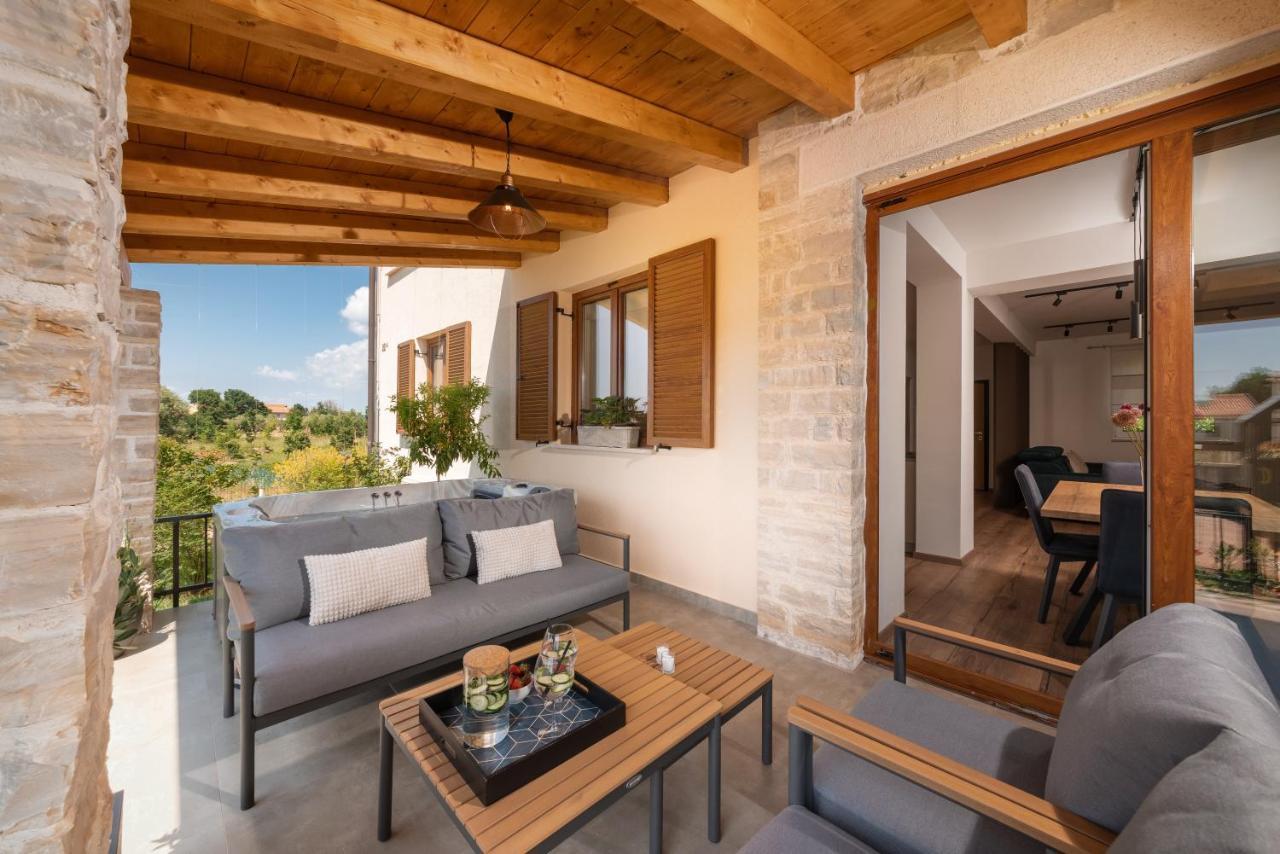 Holiday Home Maslina Porec Bagian luar foto