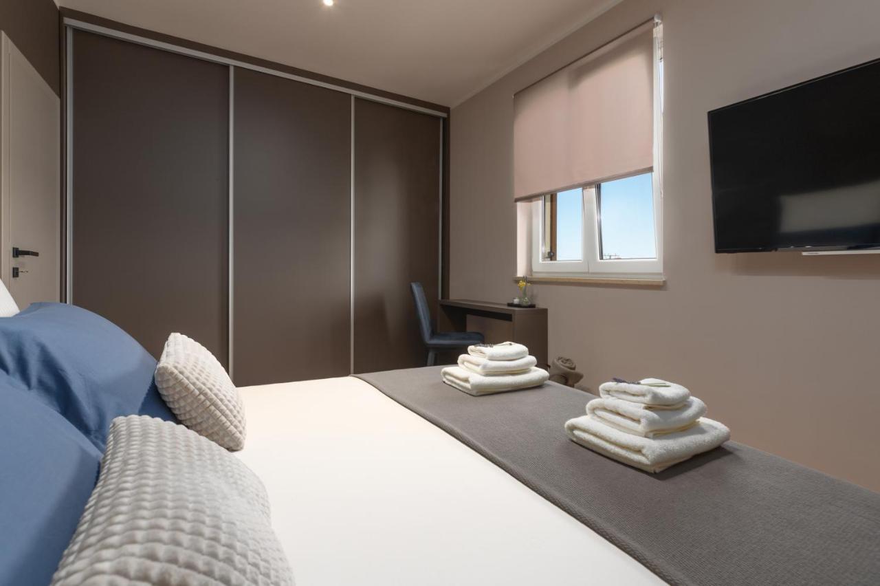 Holiday Home Maslina Porec Bagian luar foto